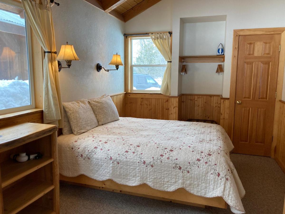 River Run Inn Уинтроп Экстерьер фото
